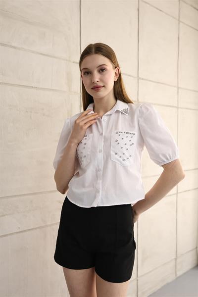 Cep ve Yaka Taşlı Balon Kol Gömlek