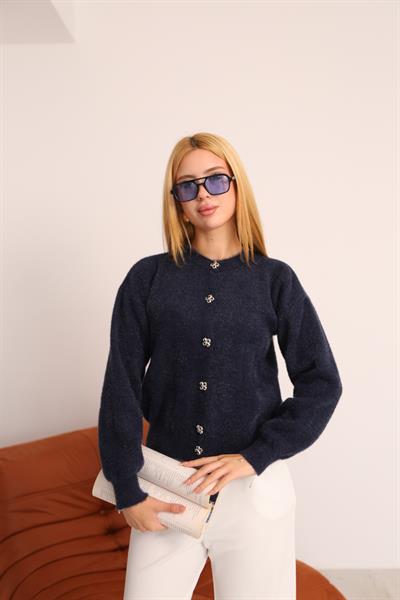 Çiçek Düğmeli Sakal Hırka