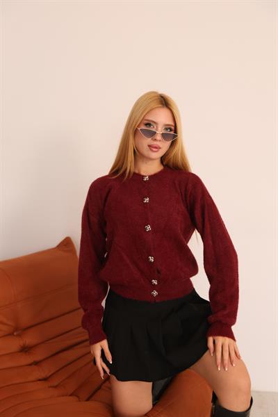 Çiçek Düğmeli Sakal Hırka