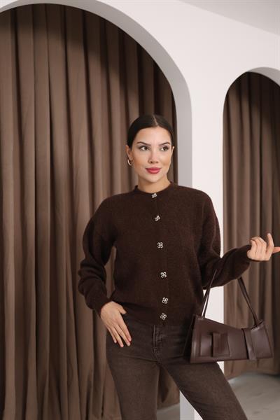 Çiçek Düğmeli Sakal Hırka