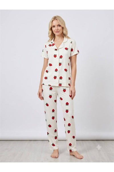 Çilek Desen Düğmeli Kısa Kol Pijama Takımı