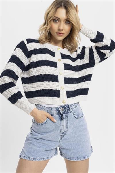 Çizgi Desenli Düğme Kapamalı Triko Örme Hırka