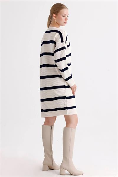 Çizgili Fitilli Düğmeli Uzun Triko Hırka