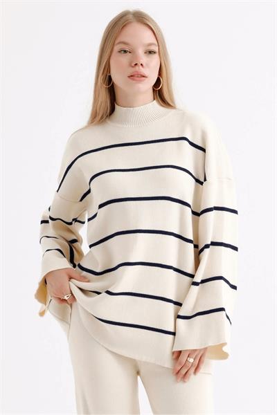 Çizgili Triko Pantolon Takım