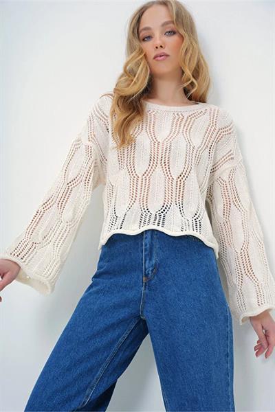 Damla Desen Ajurlu Bluz