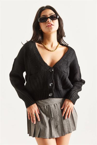 Düğmeli Crop Hırka