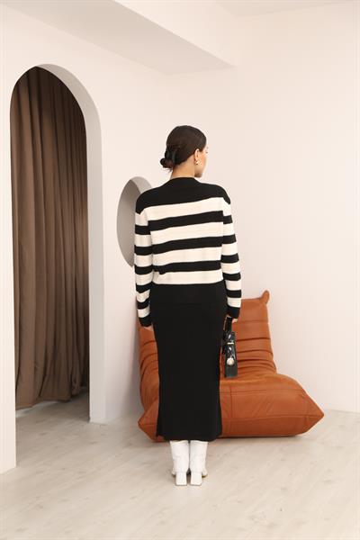 Düğmeli Kalın Çizgili Hırka Jile Elbise Takım