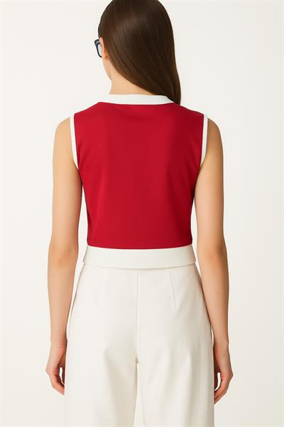 Düğmeli Süs Cep Garnili Crop Bluz