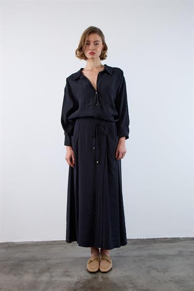 Düşük Omuzlu Oversize Gömlek