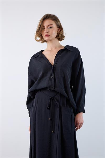 Düşük Omuzlu Oversize Gömlek