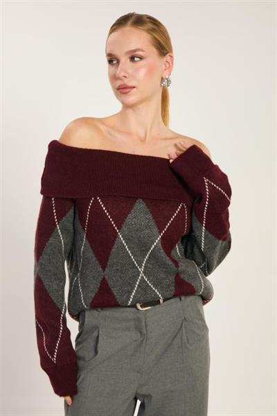 Ekose Desenli Kayık Yaka Triko Kazak