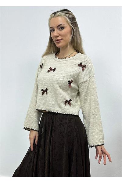 Fiyonk Detaylı Triko Örme Salaş Kısa Kazak