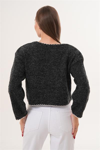 Fiyonk Detaylı Triko Örme Salaş Kısa Kazak