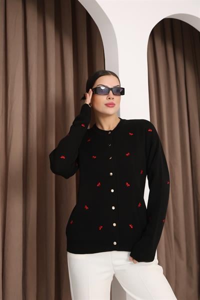 Fiyonk İşlemeli Bisiklet Yaka Hırka