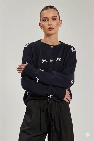 Fiyonklu Düğmeli Triko Hırka