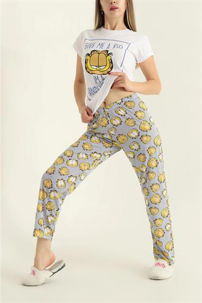 Garfield Baskılı Pijama Takımı