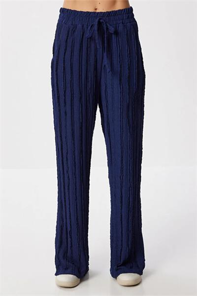 Geniş Paça Pileli Belden Bağlamalı Pantolon