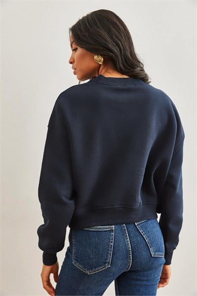 İnci Detaylı Şardonlu Crop 3 İp Sweatshirt