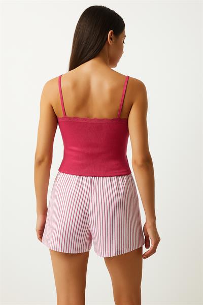 İp Askılı Dantel Detaylı Şortlu Pijama Takımı