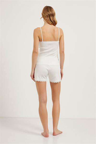 İp Askılı Dantel Detaylı Şortlu Pijama Takımı