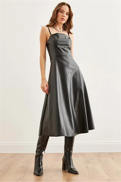 İp Askılı Deri Elbise