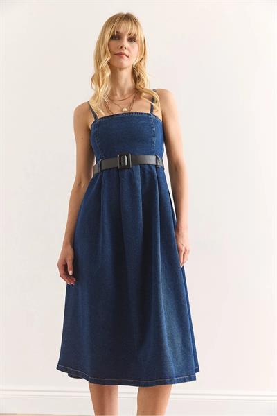 İp Askılı Kemerli Kot Elbise