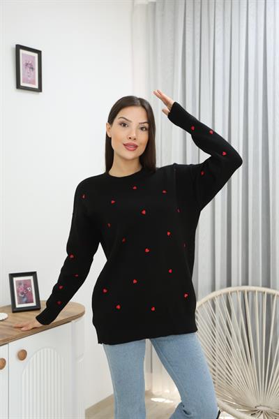 Kalp İşlemeli Bisiklet Yaka Hırka