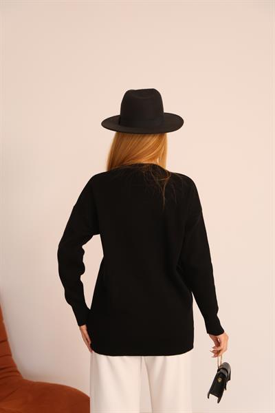 Kalp İşlemeli Kazak