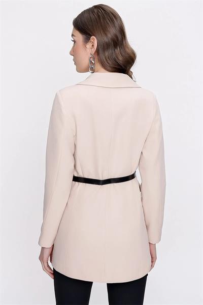 Kemer Detaylı Düğmeli Kruvaze Blazer Ceket