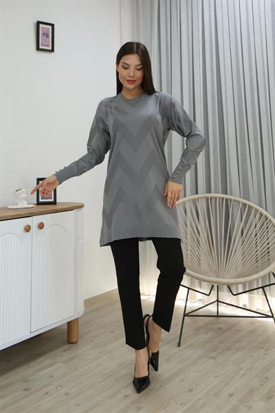 KENDİNDEN DESENLİ KOLU DÜĞMELİ TUNİK