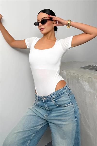 Kısa Kol U Yaka Bodysuit