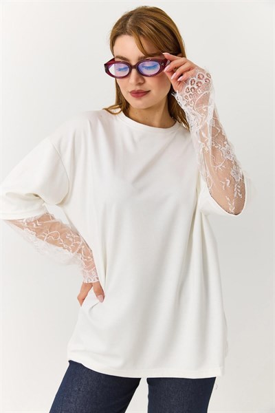 Kolu Tül Detaylı Oversize Tshirt