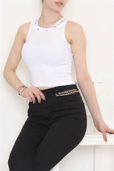 Kolye Detaylı Atlet