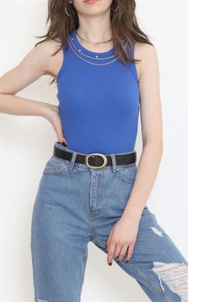 Kolye Detaylı Atlet