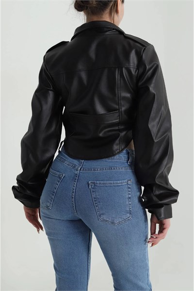 Korse Detaylı Drape Kollu Crop Suni Deri Ceket