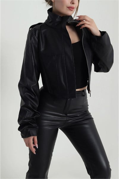 Korse Detaylı Drape Kollu Crop Suni Deri Ceket