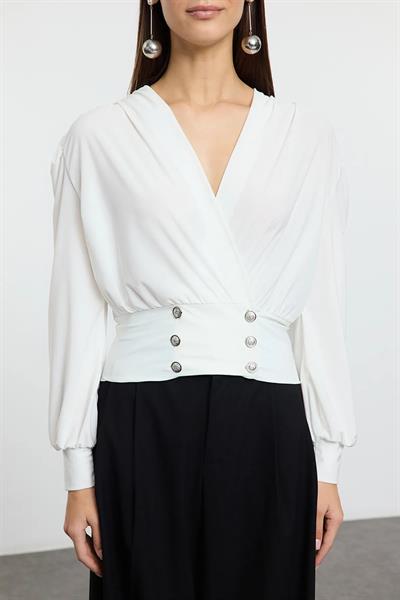 Kruvaze Yaka Düğme Detaylı Sandy Bluz