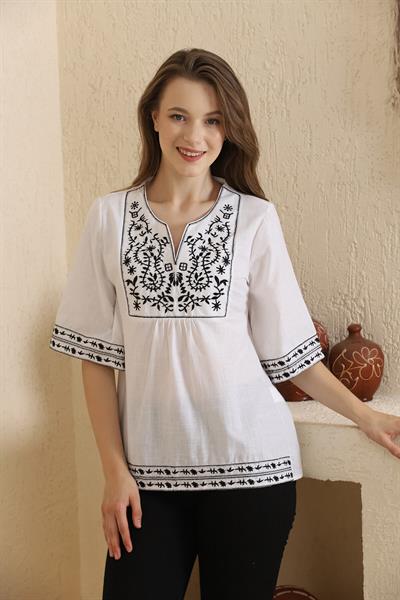 Nakışlı Kapri Kol Bluz