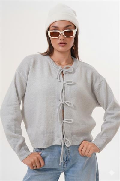 Önü Bağcık Detaylı Triko Örme Hırka