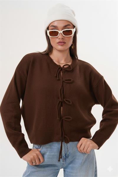 Önü Bağcık Detaylı Triko Örme Hırka