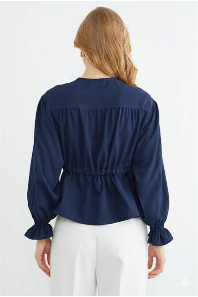 Önü Bağlamalı Kolu Gipeli Gömlek