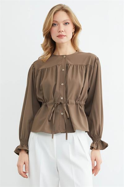 Önü Bağlamalı Kolu Gipeli Gömlek
