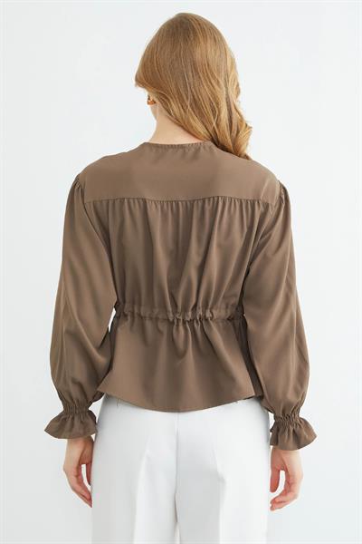 Önü Bağlamalı Kolu Gipeli Gömlek