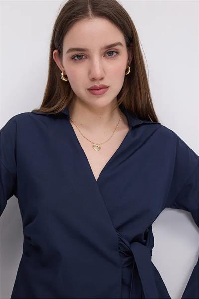 Önü Bağlamalı Tensel Gömlek