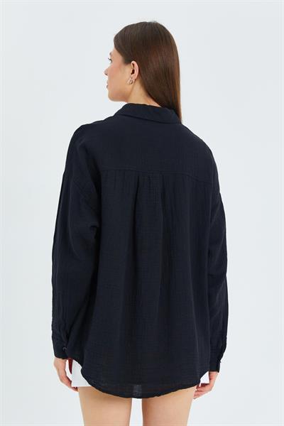 Önü Düğmeli Tek Cepli Oversize Müslin Gömlek