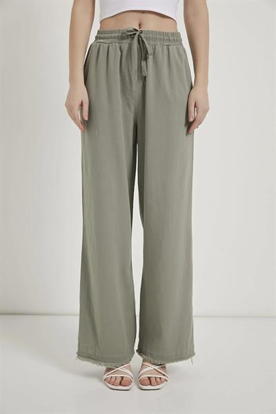 Paça Püsküllü Bol Paça Gabardin Pantolon