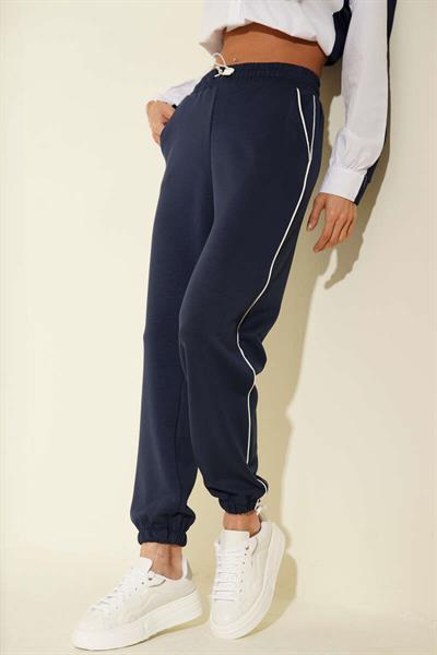 Paça ve Beli Lastikli Biyeli Eşofman Altı