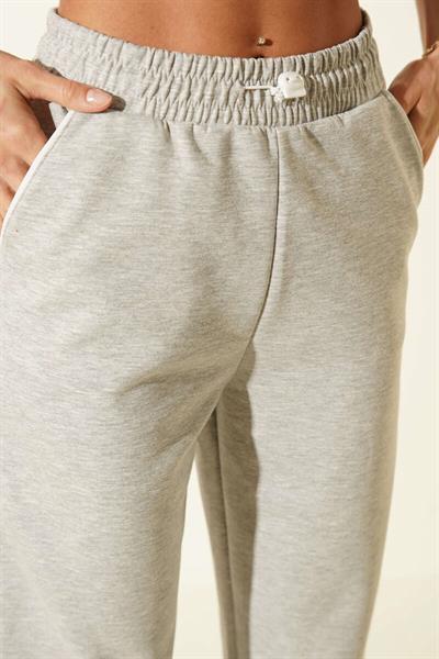 Paça ve Beli Lastikli Biyeli Eşofman Altı