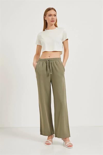 Püsküllü Gabardin Pantolon