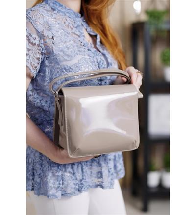 Rugan El ve Omuz Çantası